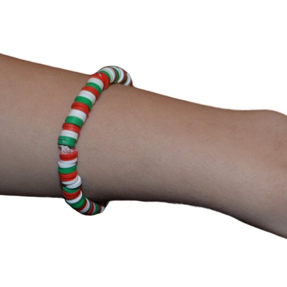 Handmade Watermelon colored Clay bead Elastic bracelet - Picture 3 of 5